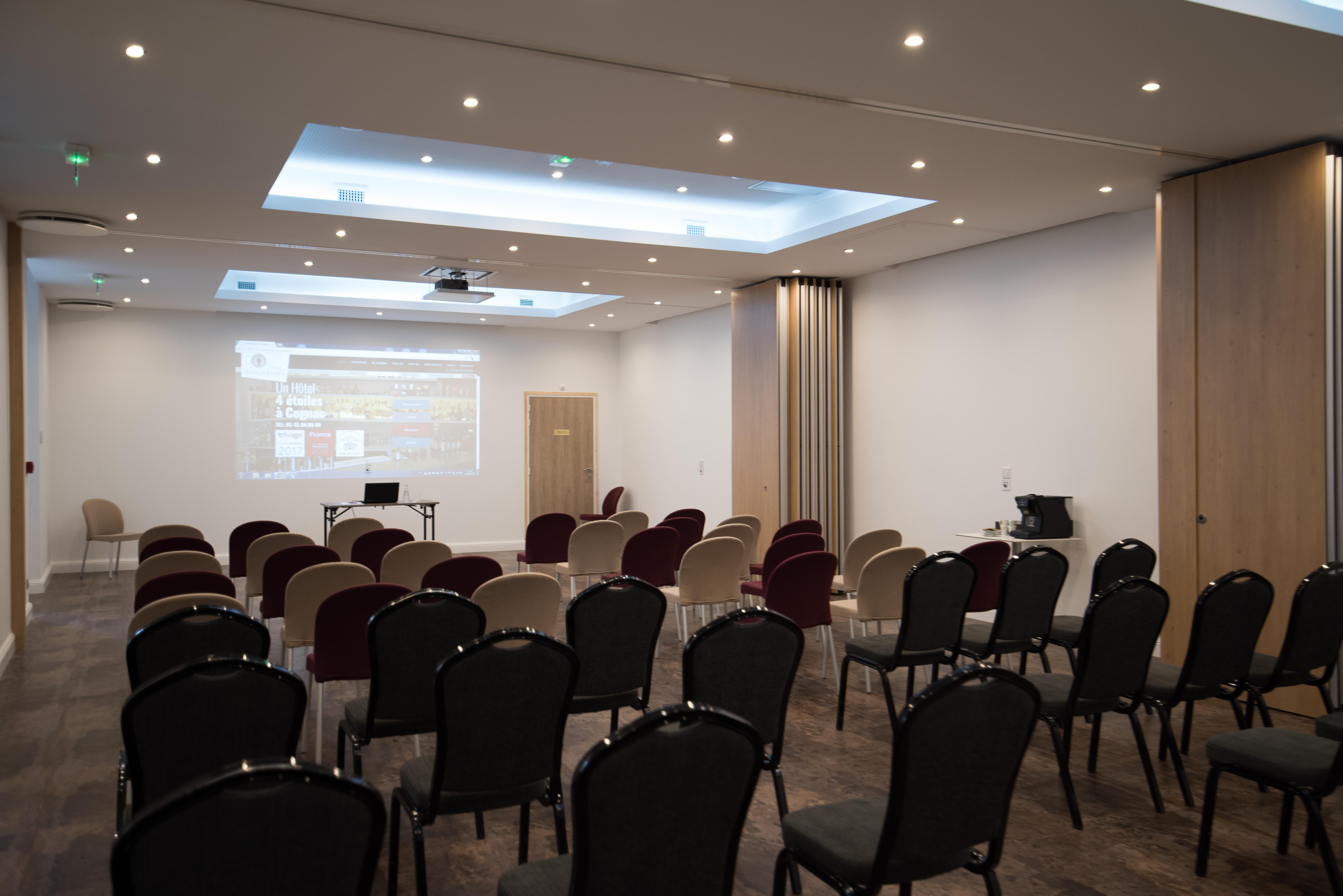 Hotel Francois Premier Cognac Centre Bagian luar foto