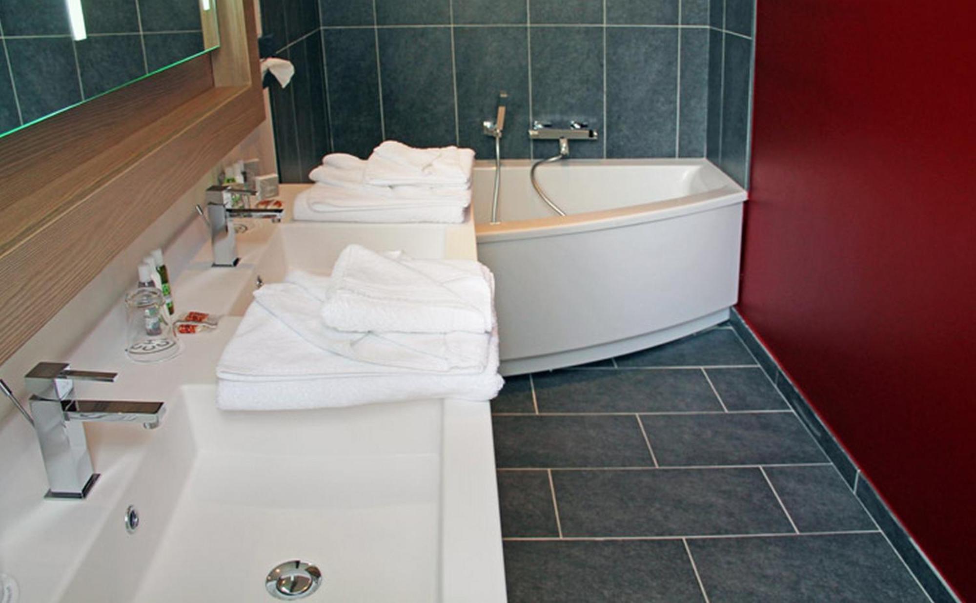 Hotel Francois Premier Cognac Centre Bagian luar foto