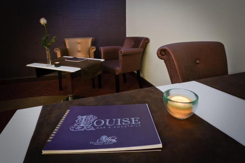 Hotel Francois Premier Cognac Centre Bagian luar foto