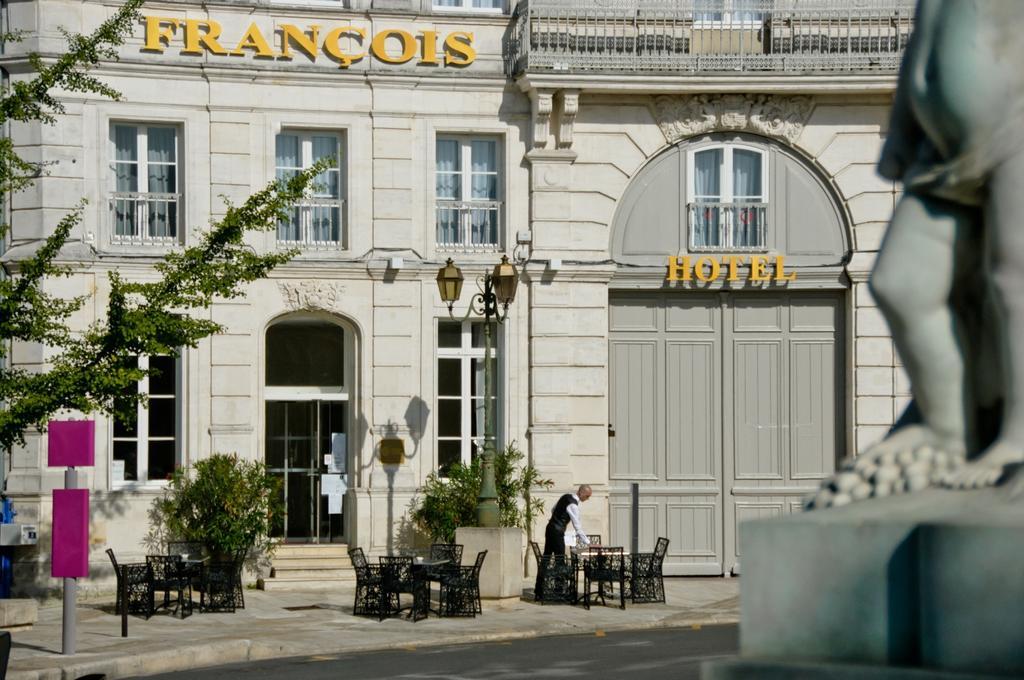 Hotel Francois Premier Cognac Centre Bagian luar foto